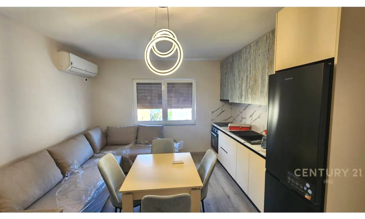 Shtepi me qera Apartament ne Tirane, 1+1, Mobilimi E mobiluar, Pagesa 480  Euro.