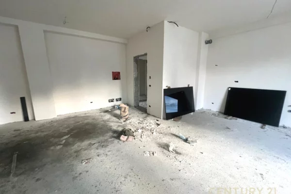 Apartment for sale in Tirana 2+1, Emty