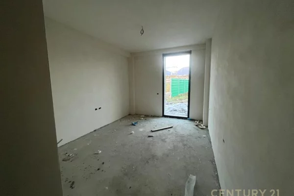 Apartment for sale in Tirana 2+1, Emty