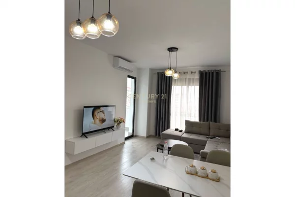 Shtepi me qera 1+1 ne Tirane - 450 Euro