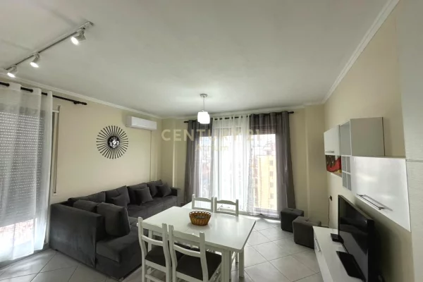 Shtepi me qera 1+1 ne Tirane - 550 Euro