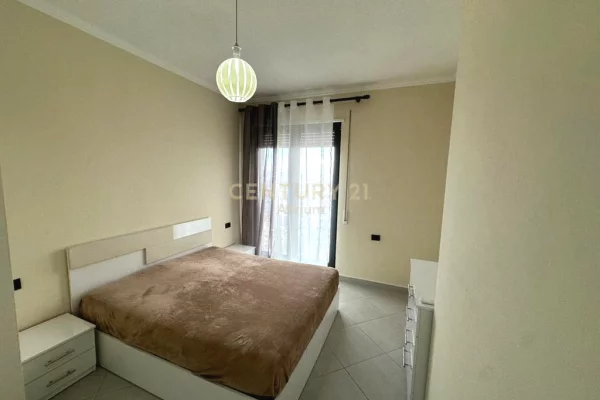 Shtepi me qera Apartament ne Tirane, 1+1, Mobilimi E mobiluar, Pagesa 550  Euro.