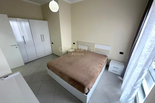 Shtepi me qera Apartament ne Tirane, 1+1, Mobilimi E mobiluar, Pagesa 550  Euro.