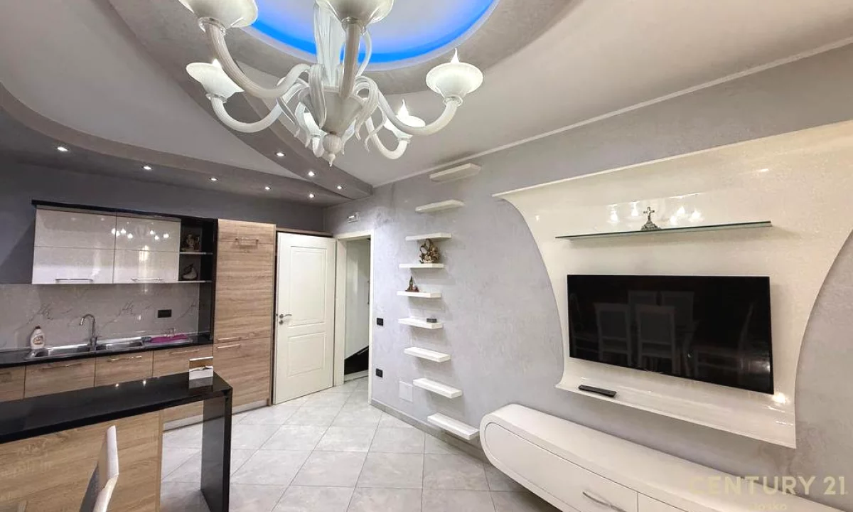 Shtepi me qera Apartament ne Tirane, 2+1, Mobilimi E mobiluar, Pagesa 550  Euro.