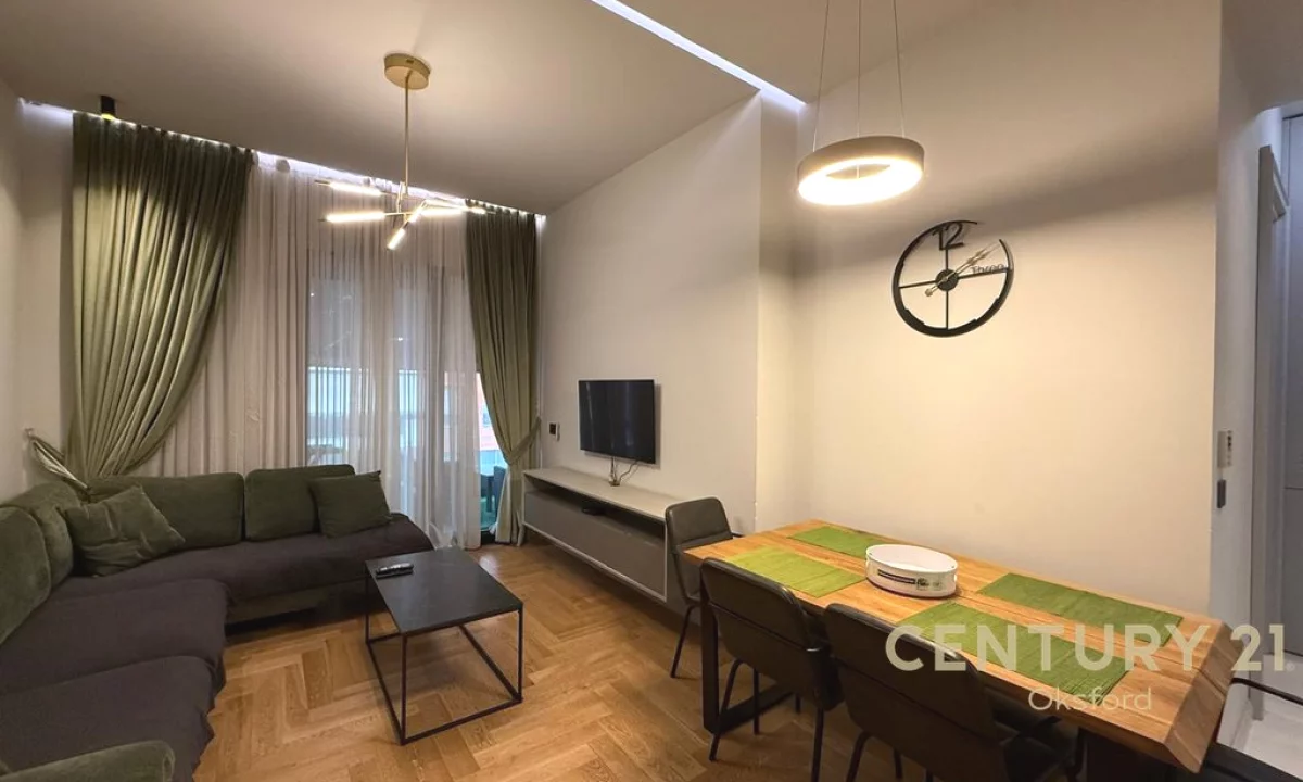 Shtepi me qera Apartament ne Tirane, 1+1, Mobilimi E mobiluar, Pagesa 1,000  Euro.
