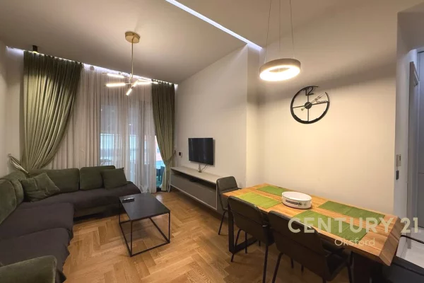 Shtepi me qera 1+1 ne Tirane - 1,000 Euro