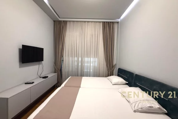 Shtepi me qera Apartament ne Tirane, 1+1, Mobilimi E mobiluar, Pagesa 1,000  Euro.