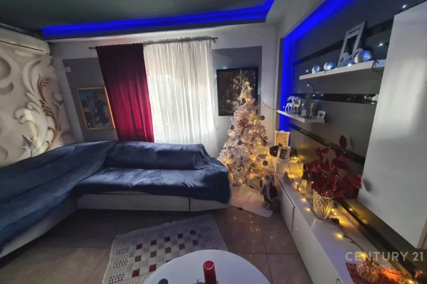 Shtepi ne shitje Apartament ne Tirane, 2+1, Mobilimi E mobiluar, Pagesa 159,000  Euro.
