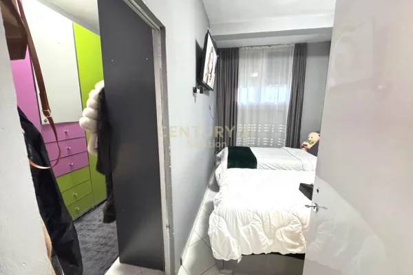 Shtepi ne shitje Apartament ne Tirane, 2+1, Mobilimi E mobiluar, Pagesa 155,000  Euro.