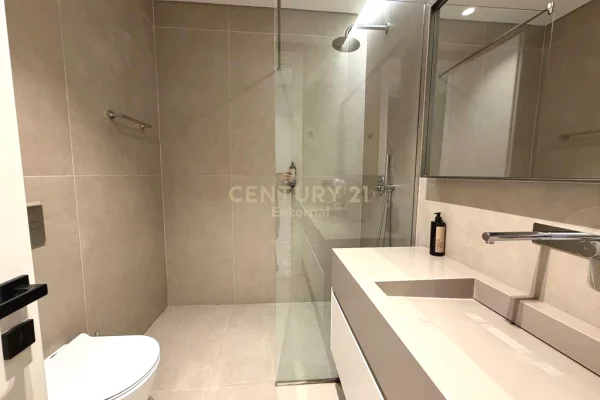 Shtepi ne shitje Apartament ne Tirane, 3+1, Mobilimi E mobiluar, Pagesa 400,000  Euro.