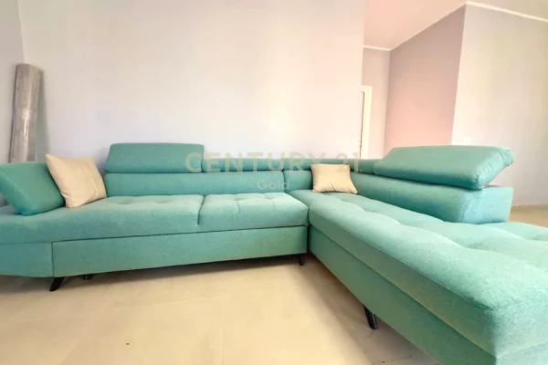 Shtepi me qera Apartament ne Tirane, 2+1, Mobilimi E mobiluar, Pagesa 750  Euro.