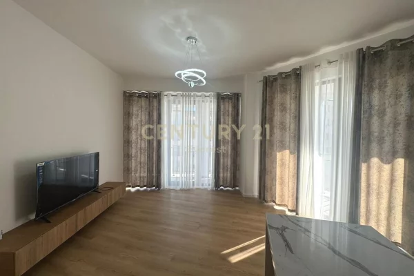 Apartment for rent in Tirana 2+1, In Part