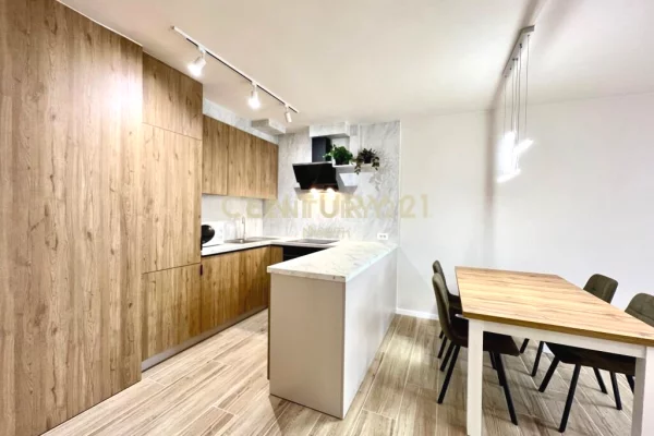 Apartment for rent in Tirana 2+1, Furnished