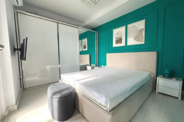 Shtepi ne shitje Apartament ne Tirane, 1+1, Mobilimi Pjeserisht e mobiluar, Pagesa 140,000  Euro.