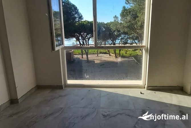 Apartment for sale in Durres 2+1, Emty