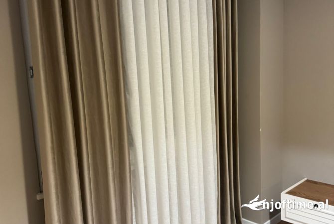 Shtepi me qera Apartament ne Tirane, 2+1, Mobilimi E mobiluar, Pagesa 1,000  Euro.