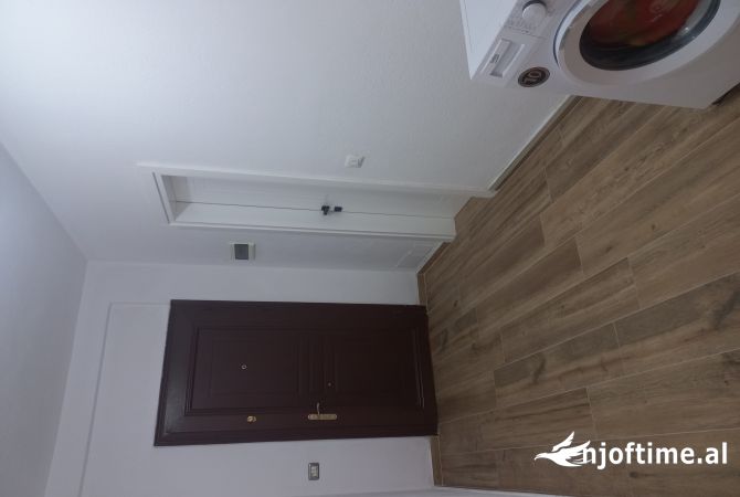 Shtepi me qera 2+1 ne Tirane - 15,000 Leke