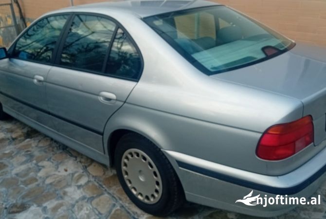Auto in Vendita  a Berat - 2,000 Euro