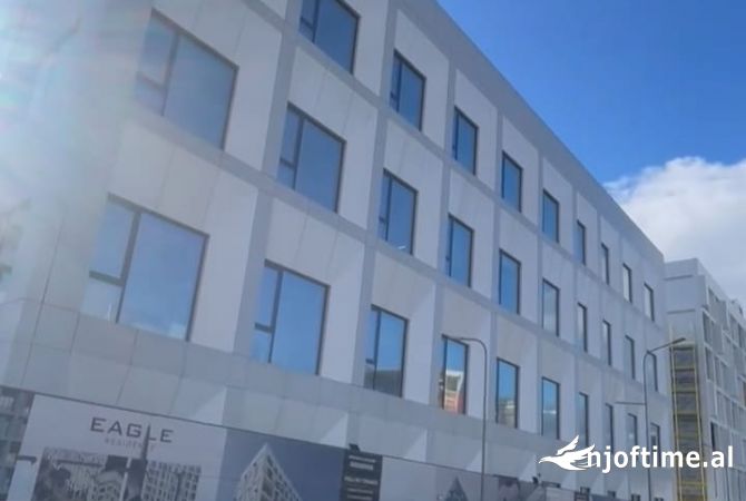 Shtepi ne shitje Apartament ne Tirane, 1+1, Mobilimi Bosh, pa mobiluar, Pagesa 90,328  Euro.