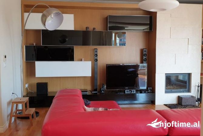 Shtepi me qera 2+1 ne Tirane - 1,500 Euro