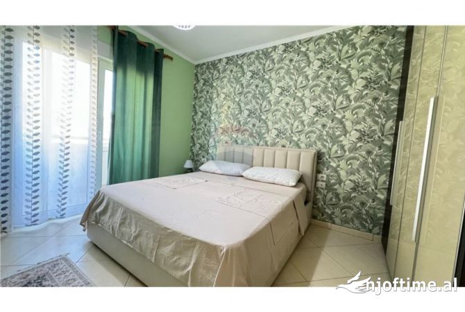 Shtepi me qera 2+1 ne Tirane - 800 Euro