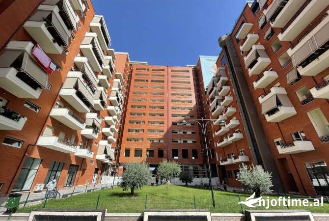 Ambient biznesi me qera 3+1 ne Tirane - 1,500 Euro