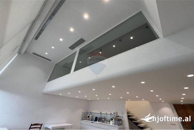 Ambient biznesi me qera 3+1 ne Tirane - 1,500 Euro