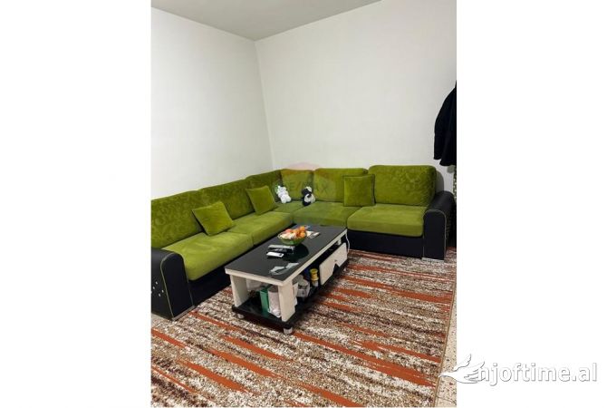 Shtepi me qera 2+1 ne Tirane - 55,000 Leke