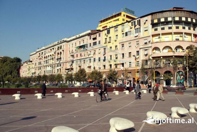 Shtepi me qera 2+1 ne Tirane - 700 Euro