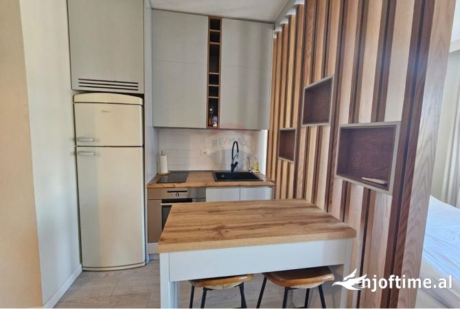 Shtepi me qera Garsoniere ne Tirane - 500 Euro