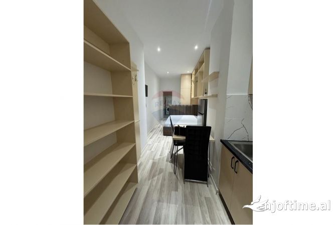 Shtepi me qera Garsoniere ne Tirane - 450 Euro