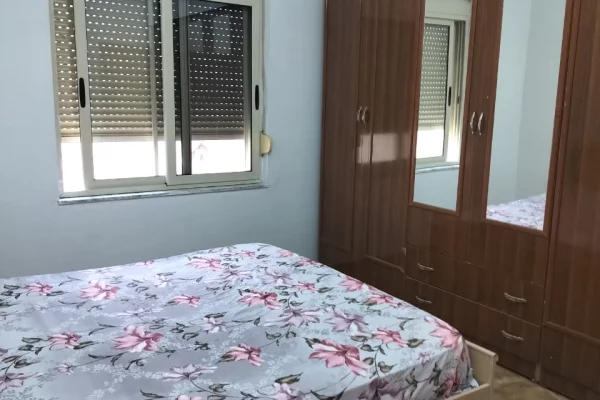 Shtepi me qera Apartament ne Tirane, 1+1, Mobilimi E mobiluar, Pagesa 330  Euro.