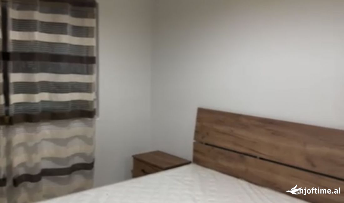 Shtepi me qera Apartament ne Tirane, 2+1, Mobilimi E mobiluar, Pagesa 70,000  Leke.