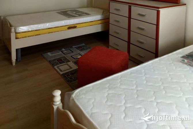 Shtepi me qera 1+1 ne Tirane - 450 Euro