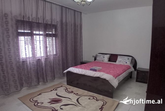 Shtepi me qera 1+1 ne Tirane - 420 Euro