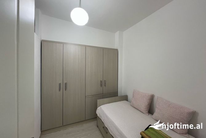 Shtepi me qera 2+1 ne Tirane - 45,000 Leke