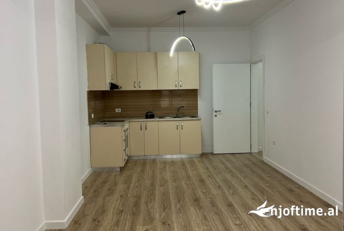 Shtepi ne shitje 1+1 ne Tirane - 99,000 Euro