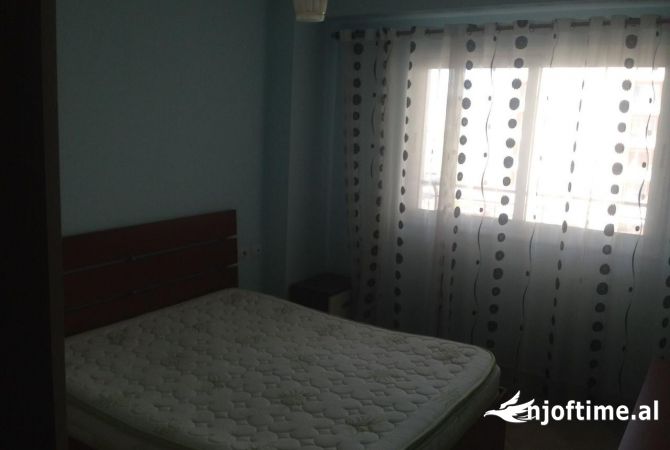 Shtepi me qera 1+1 ne Tirane - 400 Euro