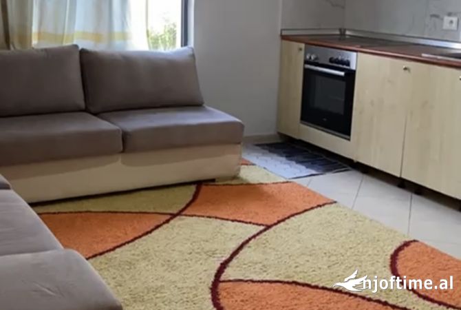 Shtepi me qera 2+1 ne Tirane - 40,000 Leke