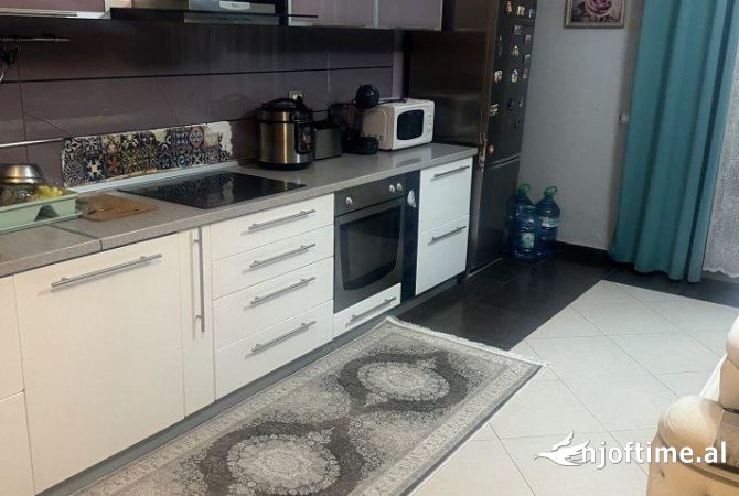 Shtepi ne shitje 2+1 ne Tirane - 126,000 Euro