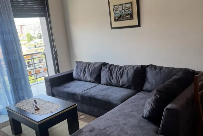 Shtepi me qera 1+1 ne Tirane - 400 Euro