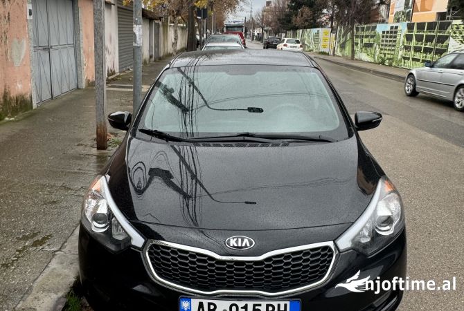 Makina ne shitje ne Tirane - 7,500 Euro