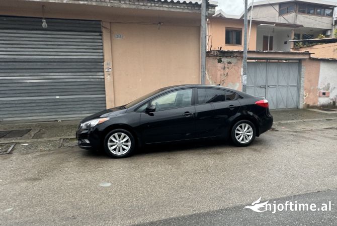 Auto in Vendita  a Tirana - 7,500 Euro