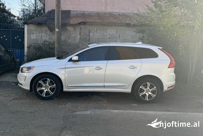 Makina ne shitje ne Tirane - 13,300 Euro