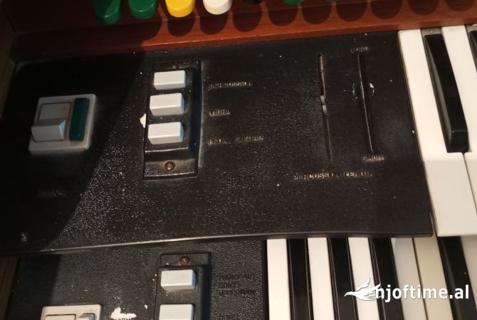 Kompjutera dhe Elektronike  ne Tirane - 530 Euro