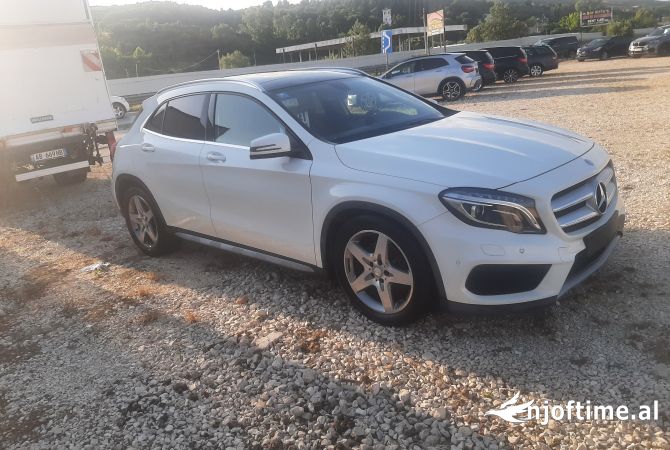 Makina ne shitje  ne Fier - 18,500 Euro