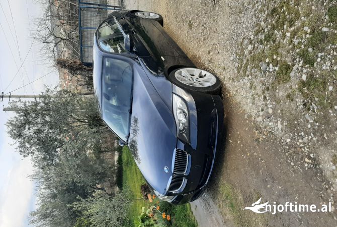 Makina ne shitje  ne Fier - 4,700 Euro