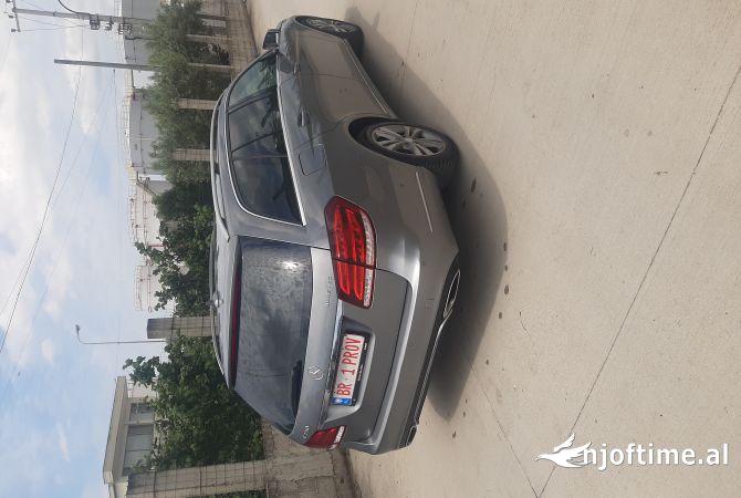 Makina ne shitje  ne Fier - 13,000 Euro
