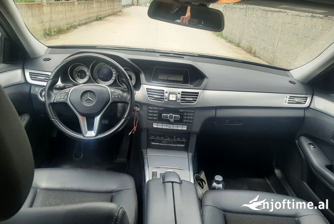 Makina ne shitje ne Fier, Mercedes-Benz, 2015 Diesel,Kambio Automatik Pagesa 13,000  Euro.