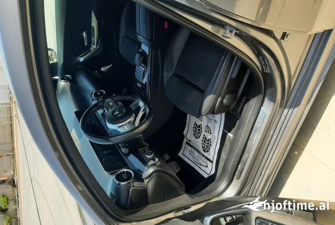 Makina ne shitje ne Fier, Mercedes-Benz, 2020 Diesel,Kambio Automatik Pagesa 28,500  Euro.